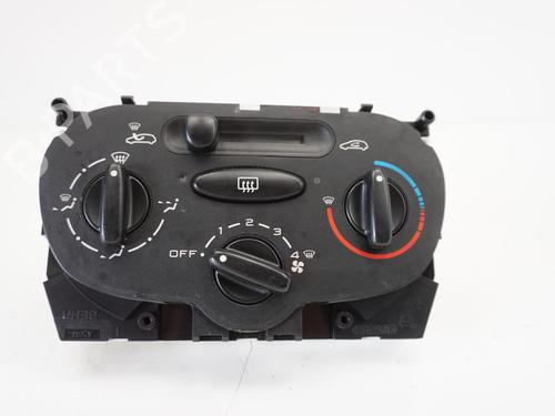 Airco bedieningspaneel PEUGEOT 206+ (2L_, 2M_) 1.4 i (73 hp) 18177483