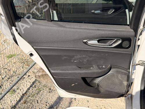 Used Rear left panel Rear left panel 39469916 39469916