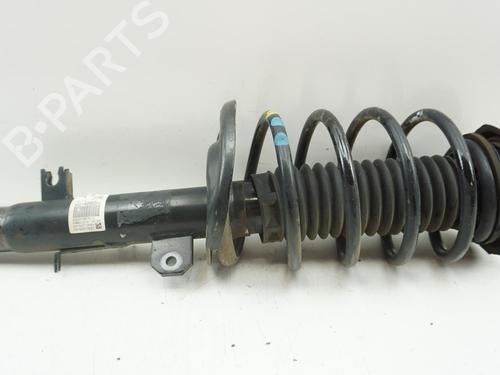 Used Right front shock absorber Right front shock absorber CITROËN C3 III (SX) 1.5 BlueHDi 100 (SXYHYP, SXYHTU) (102 hp) 18176460 18176460