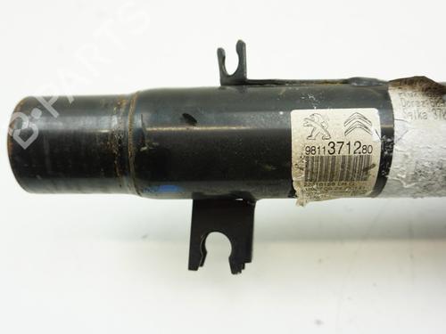 Used Left front shock absorber Left front shock absorber CITROËN C3 III (SX) 1.2 PureTech 82 (83 hp) 18186782 18186782
