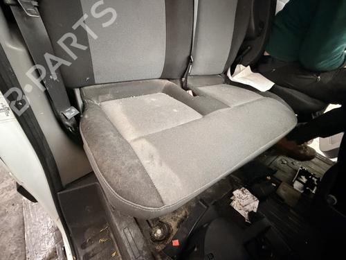 Used Right front seat Right front seat RENAULT MASTER III Van (FV) 2.3 dCi 125 FWD (FV0C, FV0D, FV0G, FV0H, FV0J, FV0K,... (125 hp) 33995047 33995047
