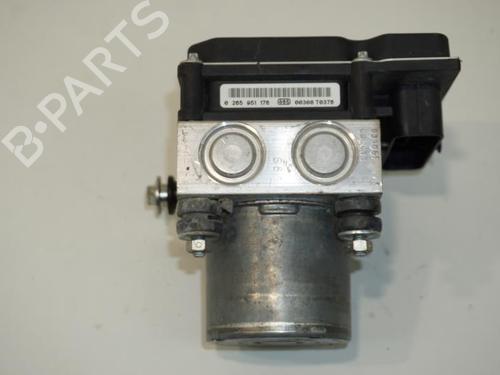 Used ABS pump ABS pump PEUGEOT 308 CC (4B_) 1.6 16V (156 hp) 18185778 18185778