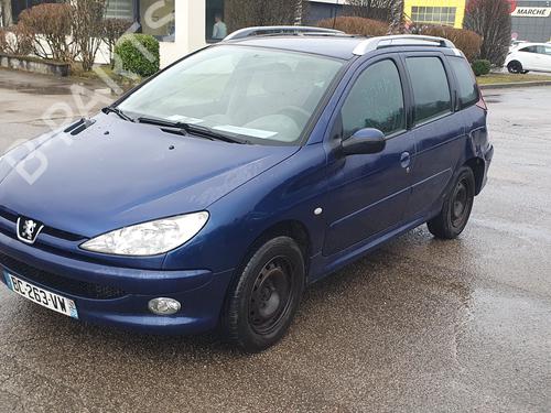 Right headlight PEUGEOT 206 SW (2E/K) 2.0 HDi | BP27380035C29 