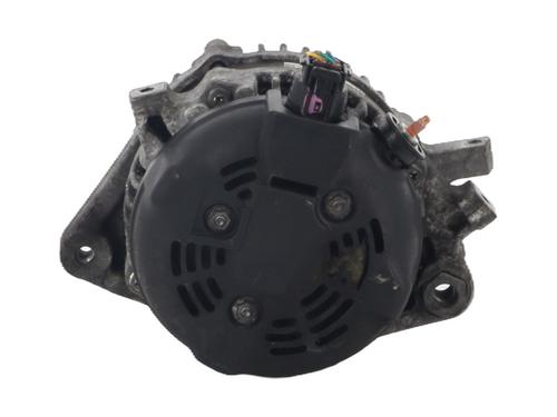 Used Alternator Alternator TOYOTA YARIS (_P9_) 1.33 VVT-i (NSP90_, NSP90R) (100 hp) 32370907 32370907