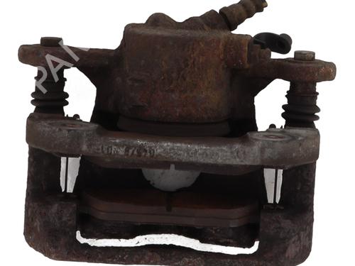 Used Left front brake caliper Left front brake caliper BMW 1 (E87) 118 d (122 hp) 19731004 19731004