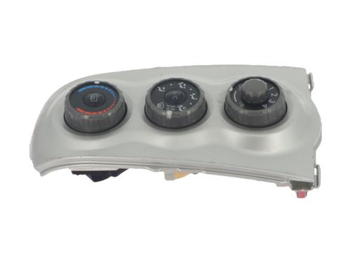 Used Instrument cluster Instrument cluster TOYOTA YARIS (_P9_) 1.4 D-4D (NLP90_, NLP90R) (90 hp) 40287703 40287703
