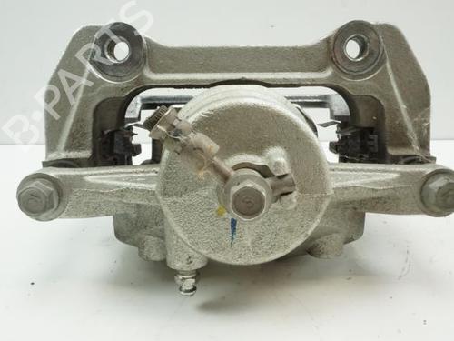 Used Right front brake caliper HYUNDAI i30 (PDE, PD, PDEN) 1.6 CRDi (116 hp) 18173889