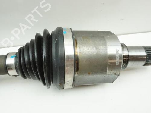 Used Right front driveshaft Right front driveshaft HYUNDAI i30 (PDE, PD, PDEN) 1.6 CRDi (116 hp) 18173893 18173893