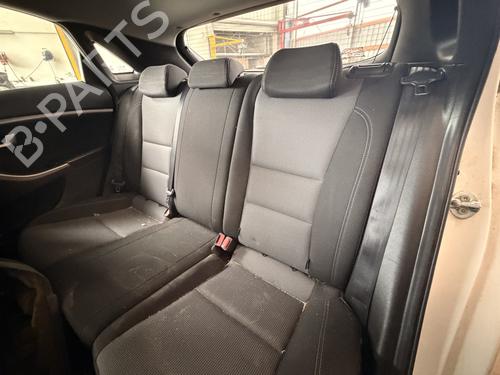 rear-seat-hyundai-i30-gd-2011-39980313 main image