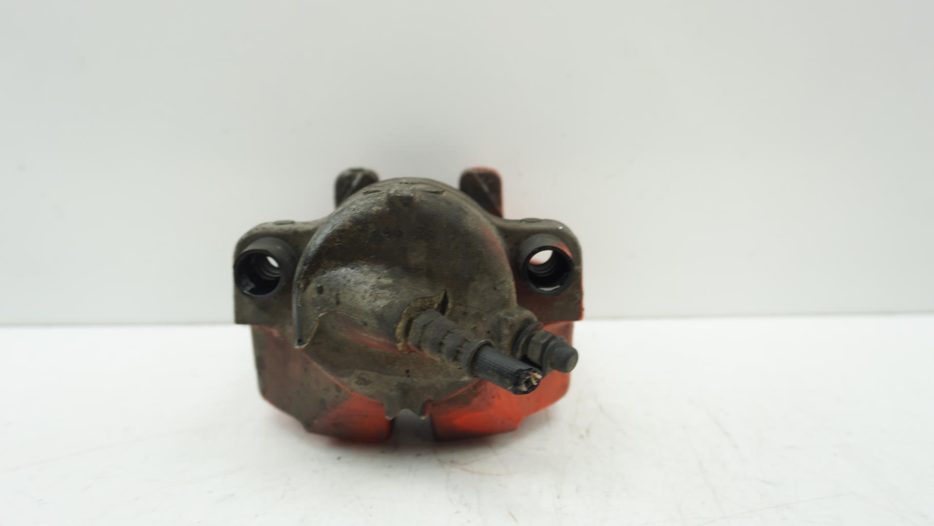 Bremssattel rechts vorne BMW 3 Touring (E91) 320 d 18180704 | B-Parts