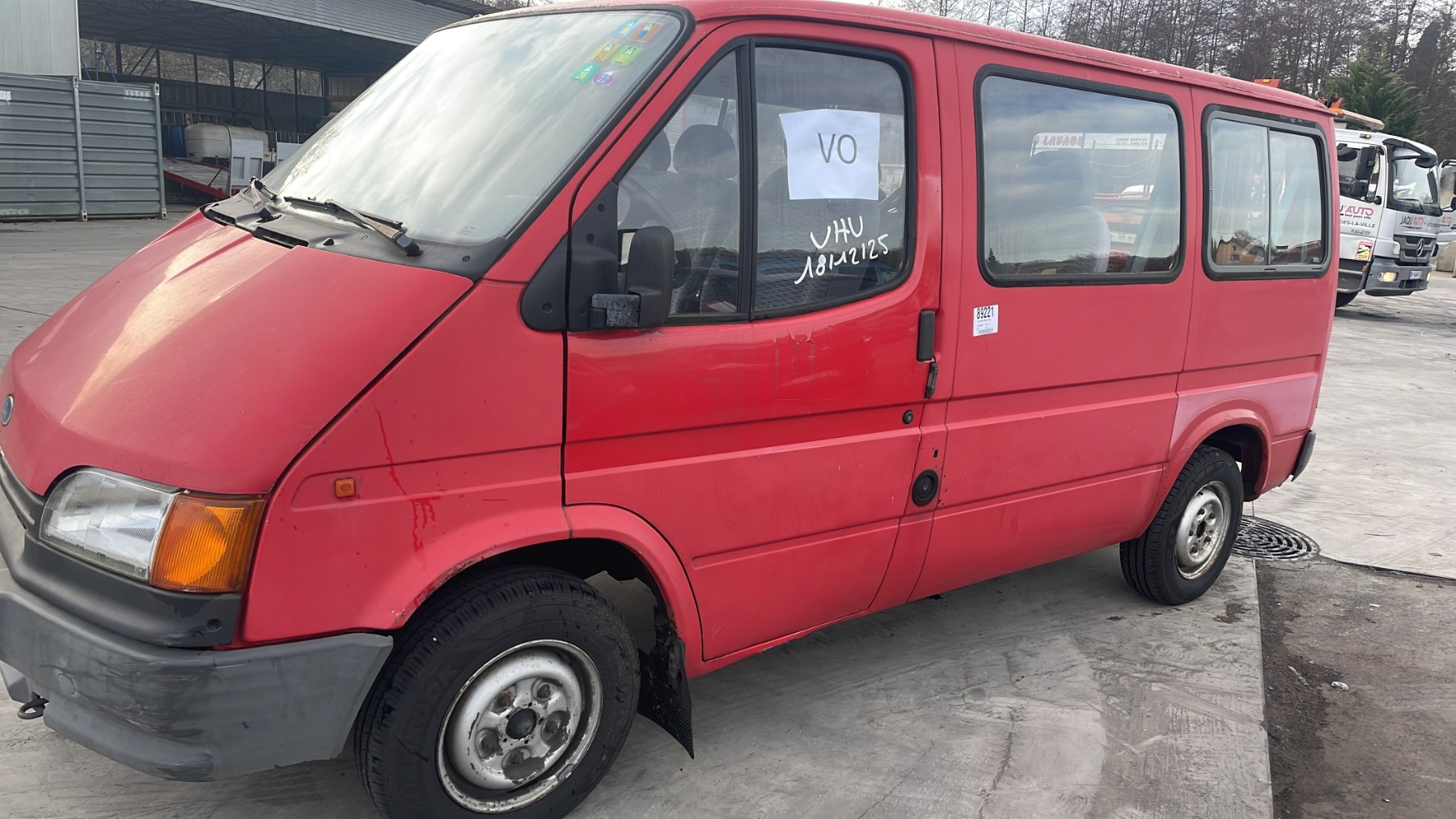 Left headlight FORD TRANSIT Van (E_ _) 2.5 DI (EAL, EAS) | BP32508962C28 - Image 12