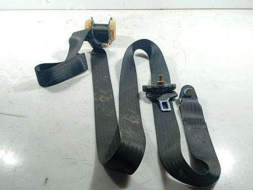 Used Rear right seatbelt Rear right seatbelt FIAT STILO (192_) 1.9 JTD (192_XF1A) (80 hp) 40092679 40092679
