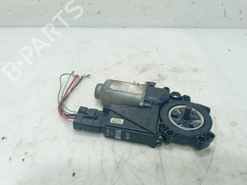 Motore alzacristalli anteriore sinistro Motore alzacristalli anteriore sinistro RENAULT LAGUNA II (BG0/1_) 1.9 dCi (BG1A, BG1W, BG0G) (110 hp) 36527165 36527165