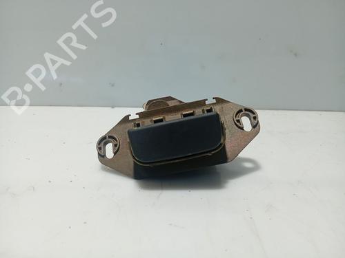 Bagagerumshåndtag RENAULT MEGANE I Coach (DA0/1_) 1.4 16V (DA0D, DA1H, DA0W, DA10) (95 hp) 31110758