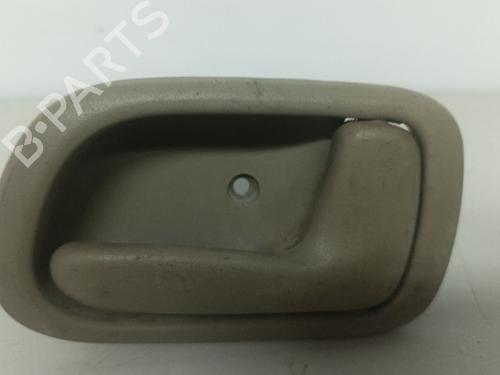 Used Front right interior door handle Front right interior door handle TOYOTA COROLLA Compact (_E11_) 1.4 (ZZE111_, ZZE111R) (97 hp) 39746384 39746384