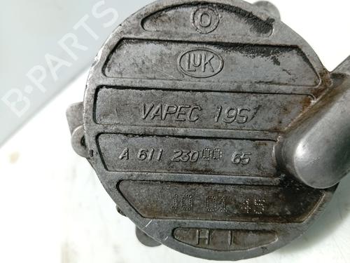 Vacuum pump MERCEDES-BENZ E-CLASS T-Model (S210) E 270 T CDI (210.216) | BP31139024M80