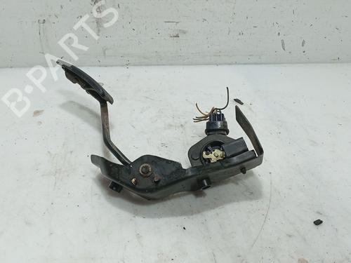 Pedal Pedal TOYOTA COROLLA (_E12_) 2.0 D-4D (CDE120R, CDE120L_) (110 hp) 36406882 36406882