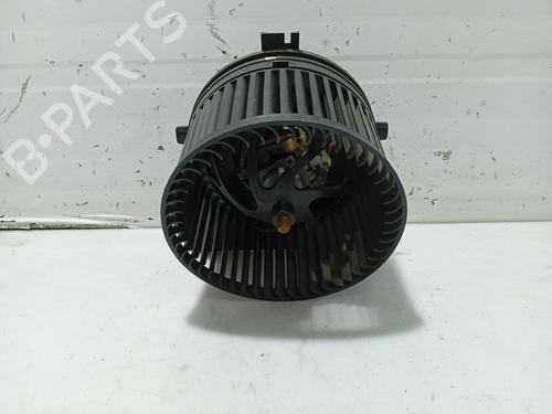 Moteur de chauffage VW GOLF IV (1J1) 1.6 (100 hp) 31101526