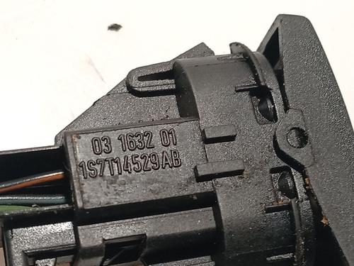 Right front window switch FORD MONDEO III (B5Y) 2.0 16V TDDi / TDCi | BP31115477I26