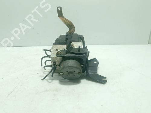 Used ABS pump ABS pump TOYOTA YARIS (_P1_) 1.3 (SCP12_, SCP13_, SCP12R, SCP13R) (87 hp) 33974350 33974350