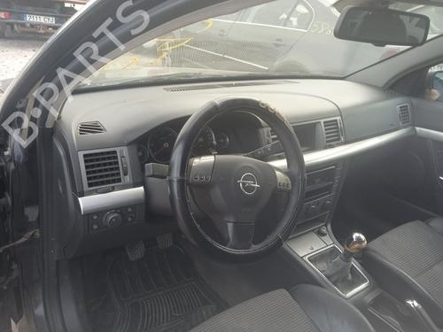Kotflügel links vorne OPEL VECTRA C GTS (Z02) 1.9 CDTI (F68) | BP21044425C41 