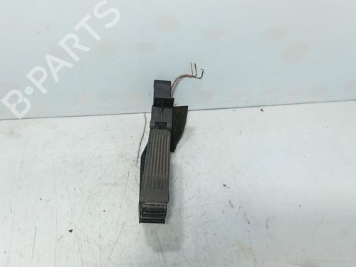 Pedale Pedale MERCEDES-BENZ C-CLASS (W203) C 180 Kompressor (203.046) (143 hp) 36325867 36325867