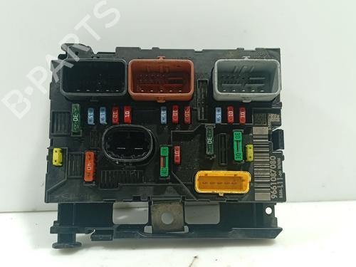Used Fuse box Fuse box PEUGEOT 307 SW (3H) 1.6 HDI 110 (109 hp) 34389600 34389600