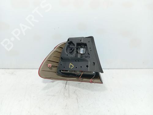 Right taillight BMW 3 (E46) 320 d | BP36406468C35 - Image 2