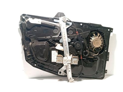 Elevalunas delantero derecho FORD FIESTA V (JH_, JD_) 1.4 TDCi (68 hp) 32322539