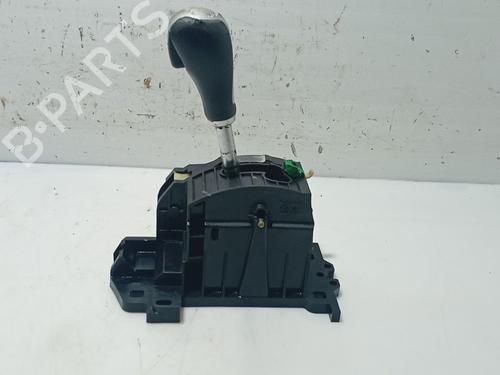 Used Gear lever LAND ROVER RANGE ROVER SPORT I (L320) 2.7 D 4x4 (190 hp) 31130351