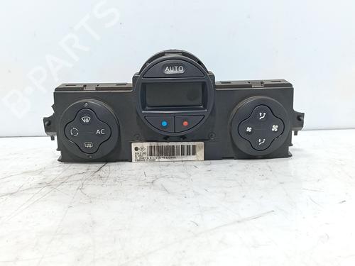 Used Climate control Climate control 37025216 37025216