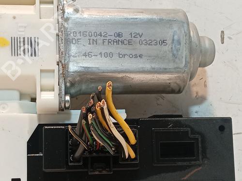 Right front window motor VOLVO V50 (545) 2.0 D | BP33928669E20 - Image 2