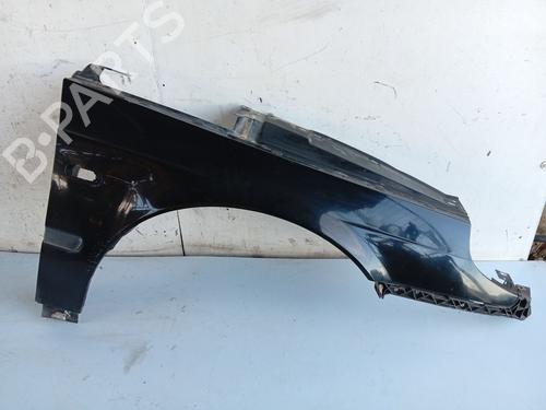 Używane Błotnik przedni prawy SAAB 9-5 (YS3E) [1997-2009]  32138090