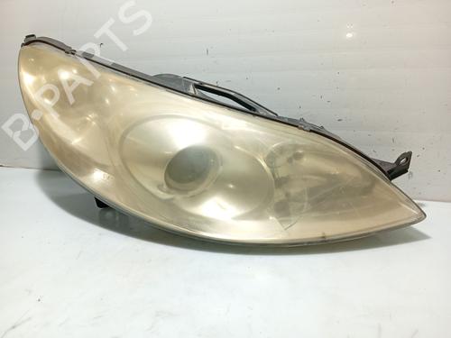 Used Right headlight PEUGEOT 407 (6D_) 2.0 HDi 135 (6DRHRH, 6DRHRE, 6DRHRG, 6DRHRJ) (136 hp) 31105695