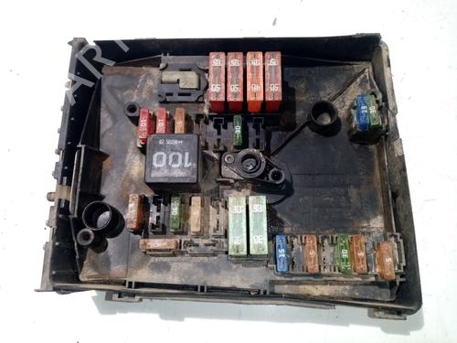 Used Fuse box Fuse box 19009613 19009613