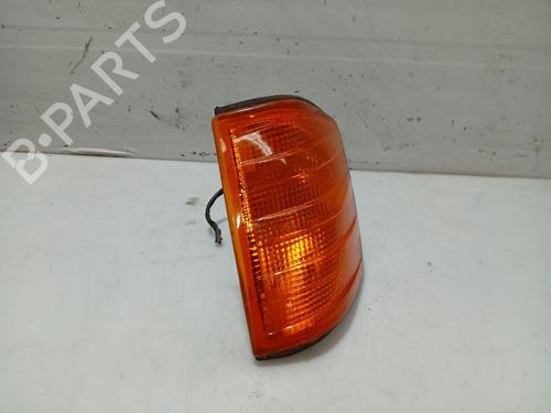 Used Left front indicator MERCEDES-BENZ 190 (W201) D 2.5 (201.126) (90 hp) 31104061