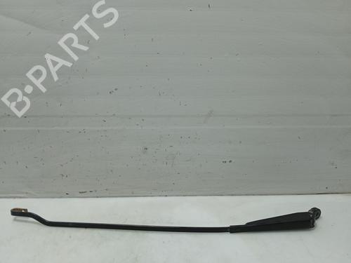Used Front windshield wiper arm OPEL CORSA B (S93) 1.7 D (F08, F68, M68) (60 hp) 31102489