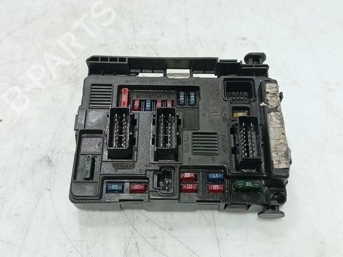 Used Fuse box Fuse box CITROËN C5 I (DC_) 1.8 16V (DC6FZB, DC6FZE) (115 hp) 32424769 32424769