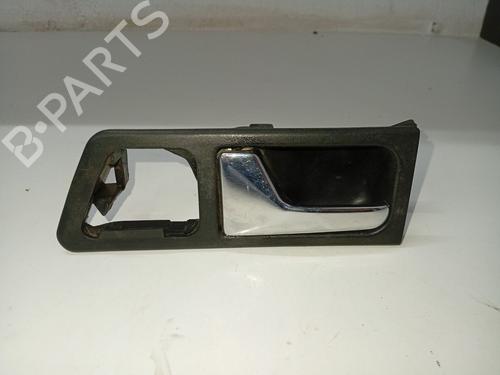 Used Front left interior door handle MERCEDES-BENZ 190 (W201) D 2.5 (201.126) (90 hp) 31103210