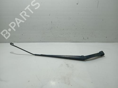 Used Front windshield wiper arm OPEL INSIGNIA A (G09) 2.0 CDTI (68) (131 hp) 31099710