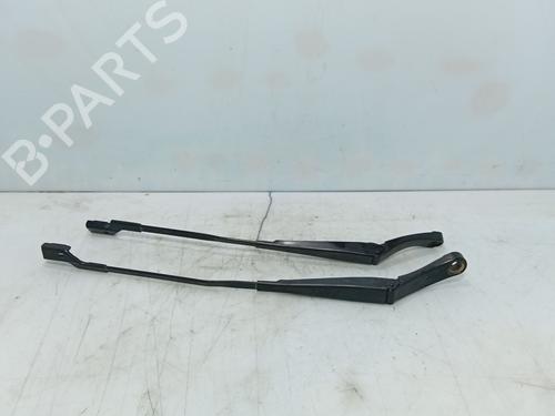 Used Front windshield wiper arm Front windshield wiper arm 36805179 36805179