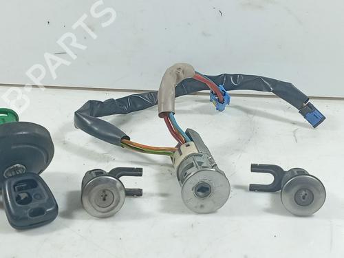 Used Ignition barrel Ignition barrel CITROËN XSARA PICASSO (N68) 2.0 HDi (90 hp) 39652460 39652460