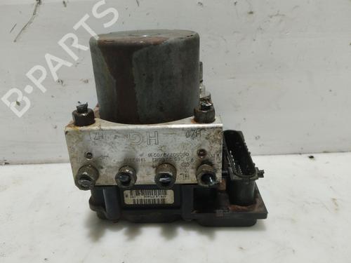 Used ABS pump OPEL MERIVA A MPV (X03) 1.3 CDTI (E75) (75 hp) 18995195