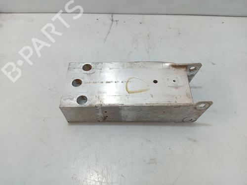 Støtte MERCEDES-BENZ A-CLASS (W176) A 200 CDI / d (176.008) (136 hp) 31111312