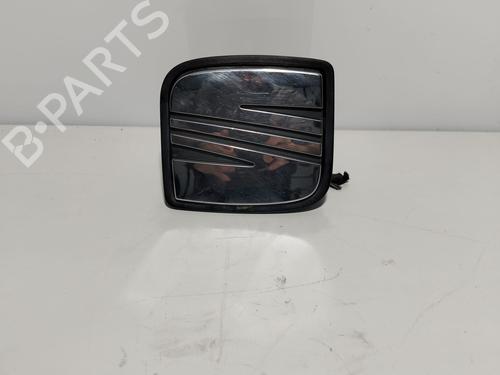 Used Tailgate handle SEAT LEON (1P1) 2.0 TDI 16V (140 hp) 32311735