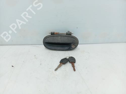 Used Front left exterior door handle Front left exterior door handle 38413826 38413826