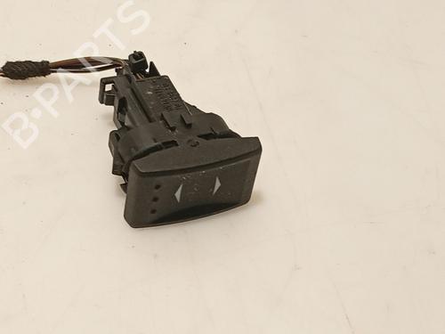 Højre fortil elrude kontakt FORD MONDEO III (B5Y) 2.0 16V TDDi / TDCi (115 hp) 31115477