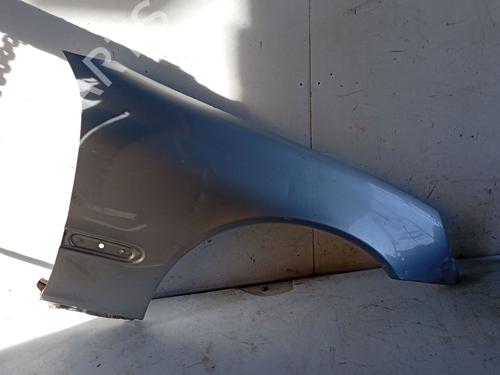 Used Right front fenders MERCEDES-BENZ C-CLASS (W203) C 180 (203.035) (129 hp) 31250564