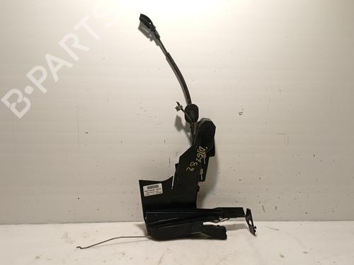 Used Front left lock FORD FIESTA V (JH_, JD_) 1.4 TDCi (68 hp) 32035117