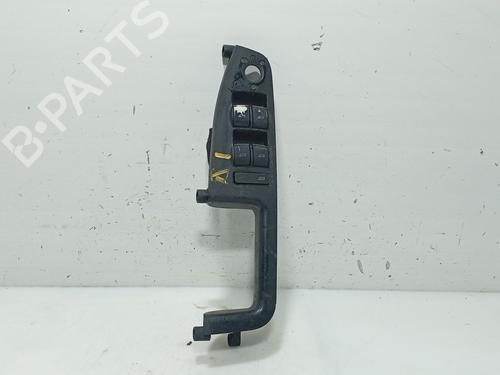 Used Left front window switch Left front window switch AUDI A4 B6 Avant (8E5) 2.4 (170 hp) 34389578 34389578